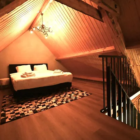 度假居 Warm, Authentiek In Landelijke Omgeving