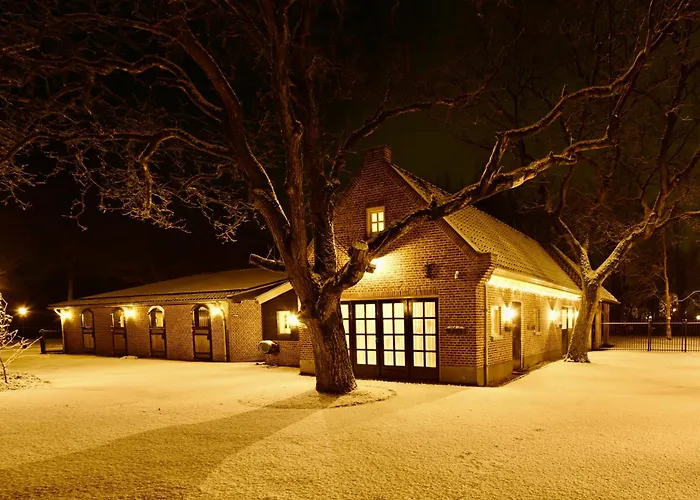 Warm, Authentiek In Landelijke Omgeving 別荘 *